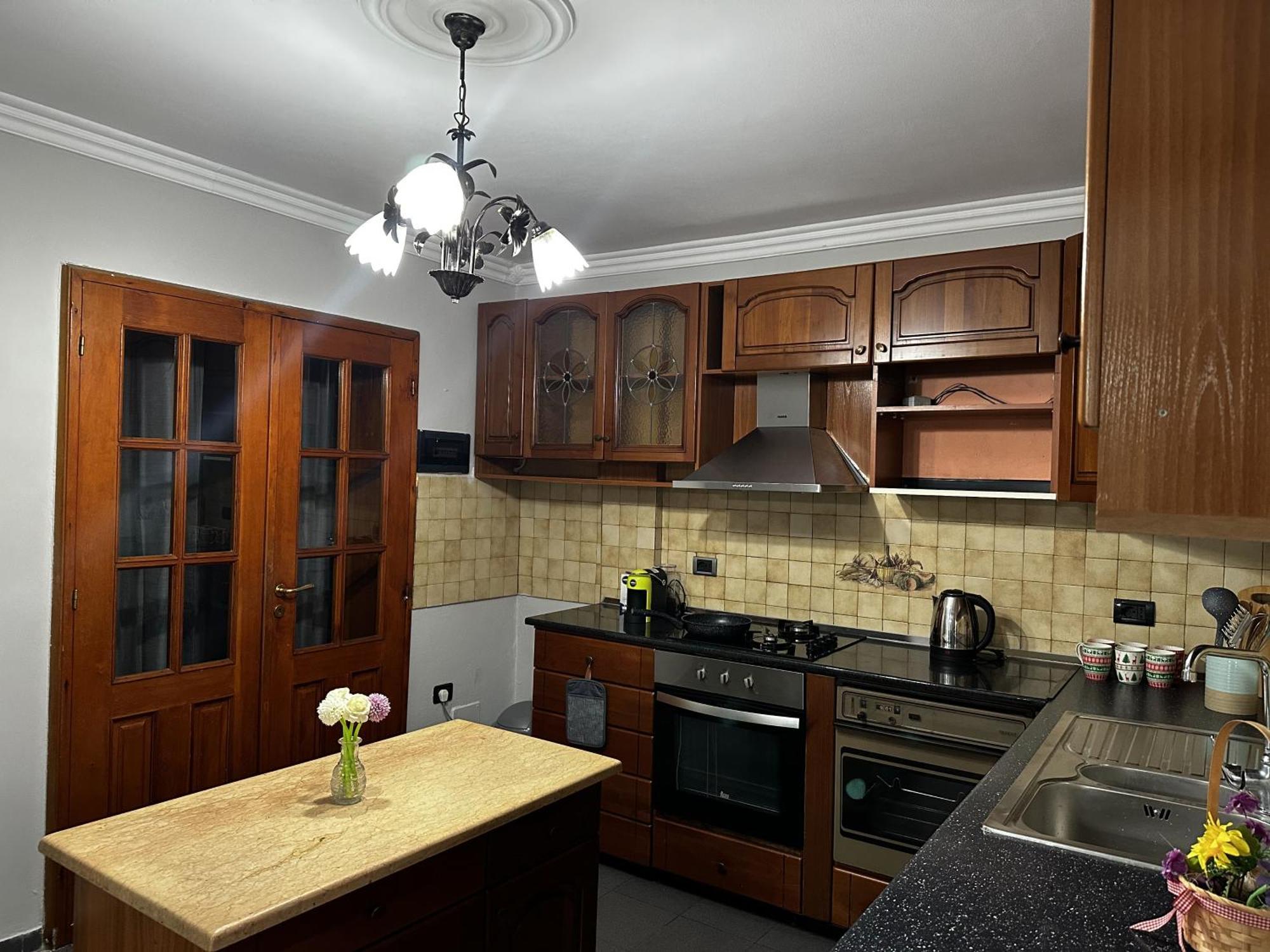Tirana Treasure: Chic 2Br-Apartment 8Min To Skanderbeg Place Exterior photo