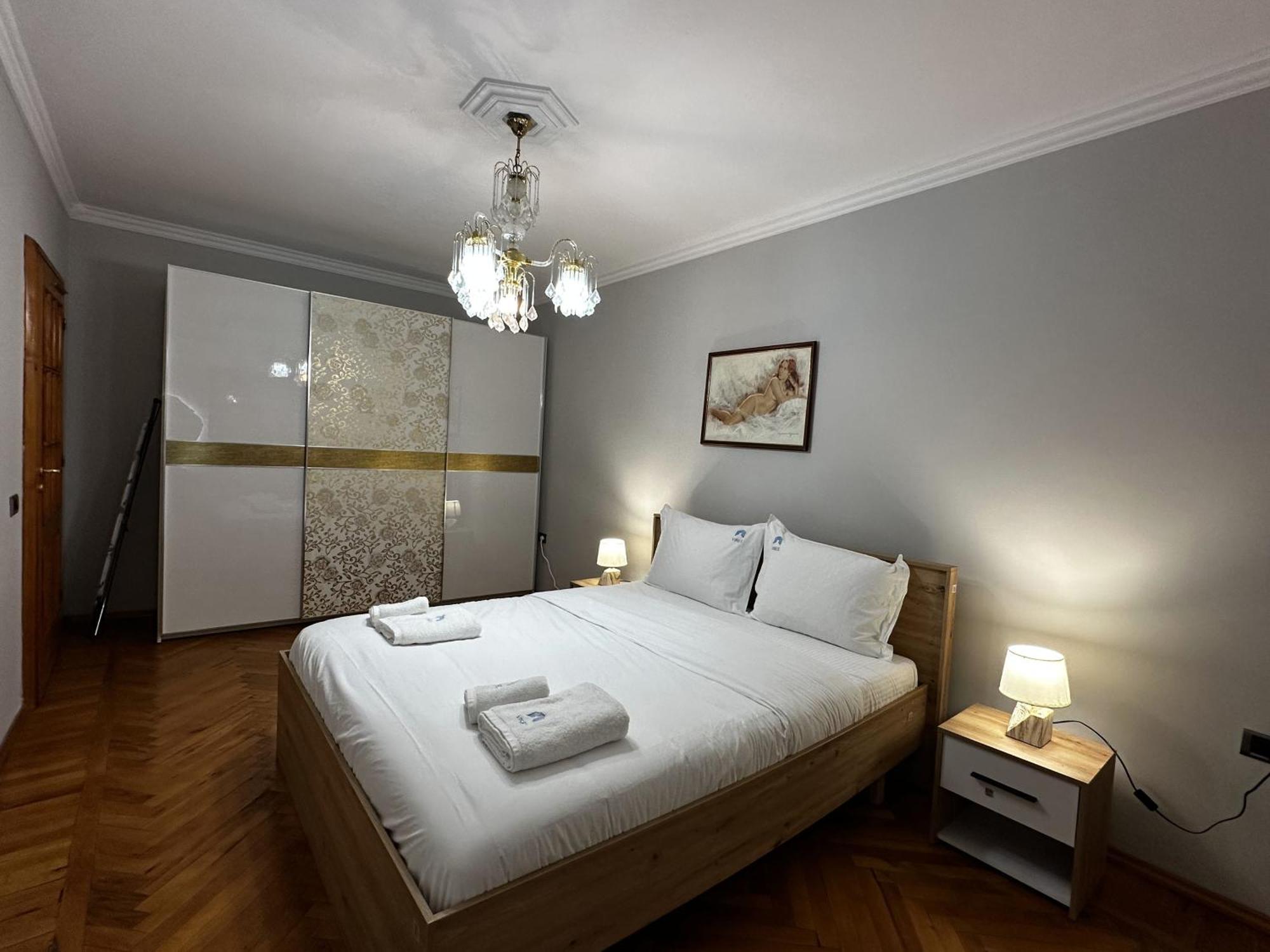 Tirana Treasure: Chic 2Br-Apartment 8Min To Skanderbeg Place Exterior photo